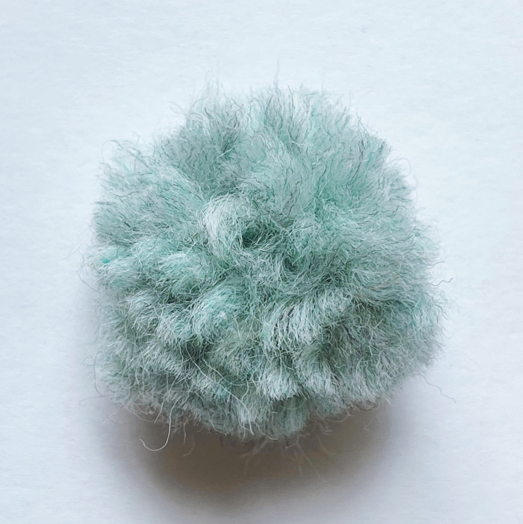Pom Pom suspend.it