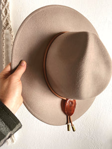 Adjustable hat band / Hat Bolo Tie